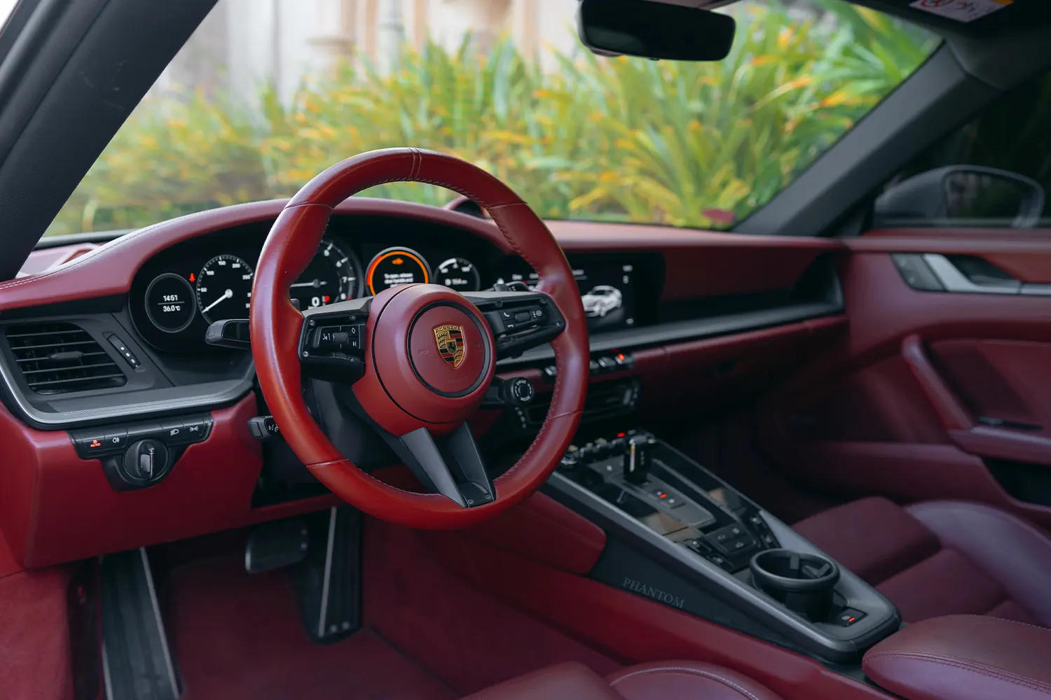 Porsche 911 Carrera 4S full