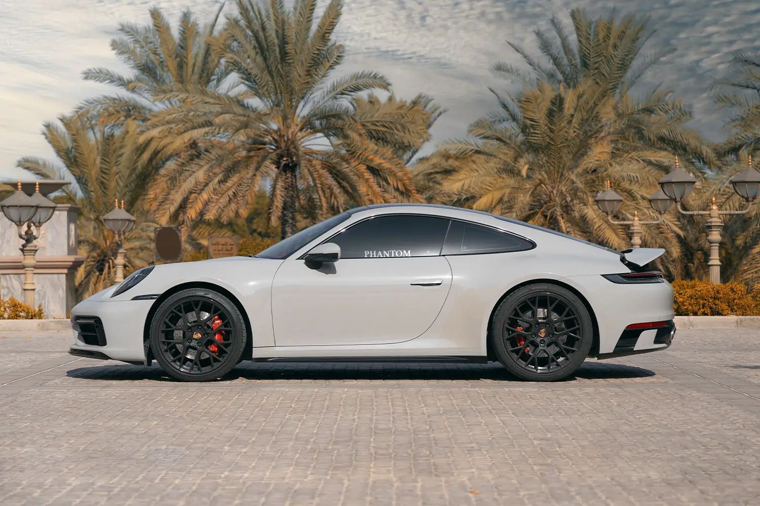 Porsche 911 Carrera 4S full