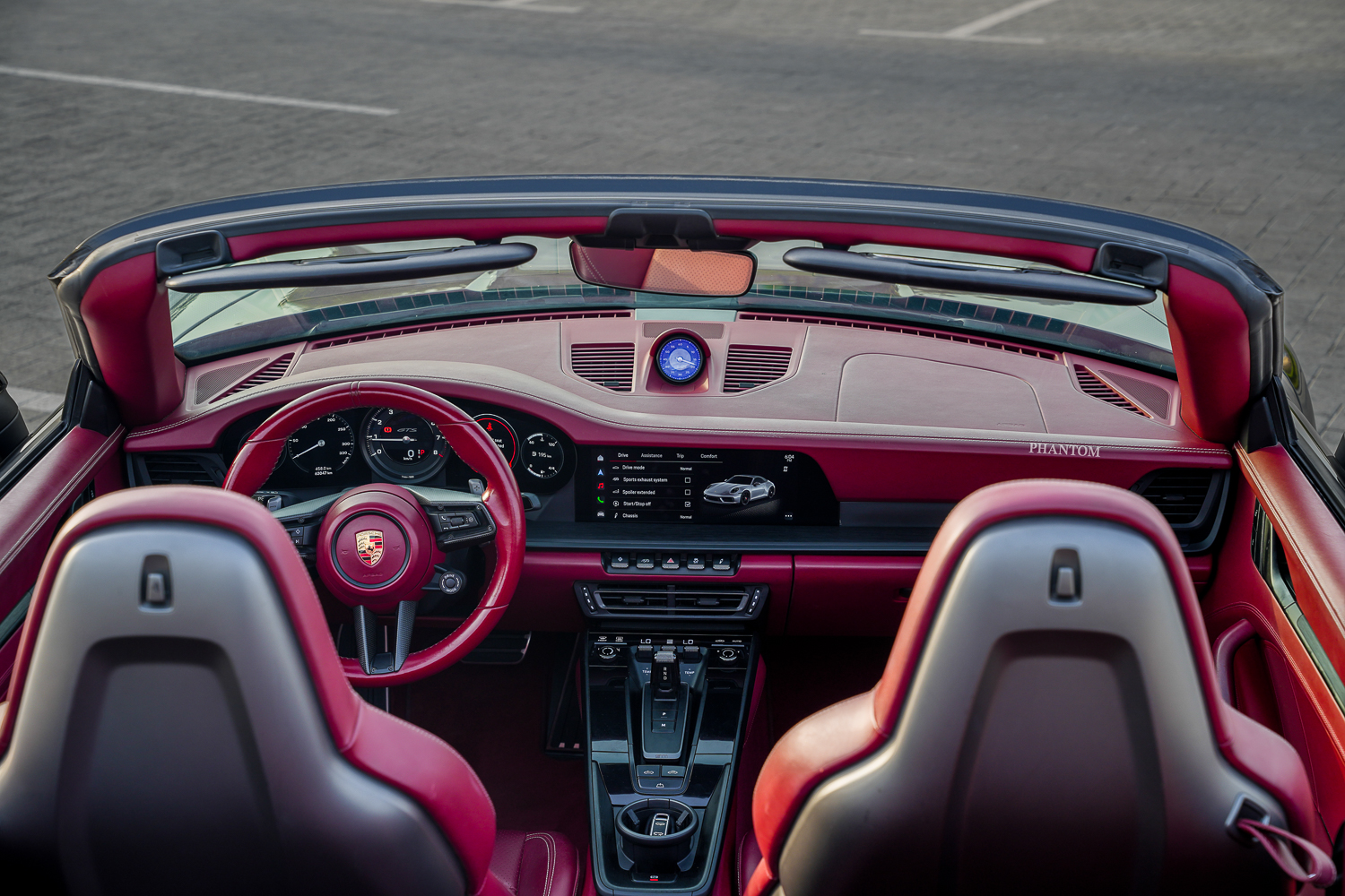 Porsche 911 GTS Cabriolet full