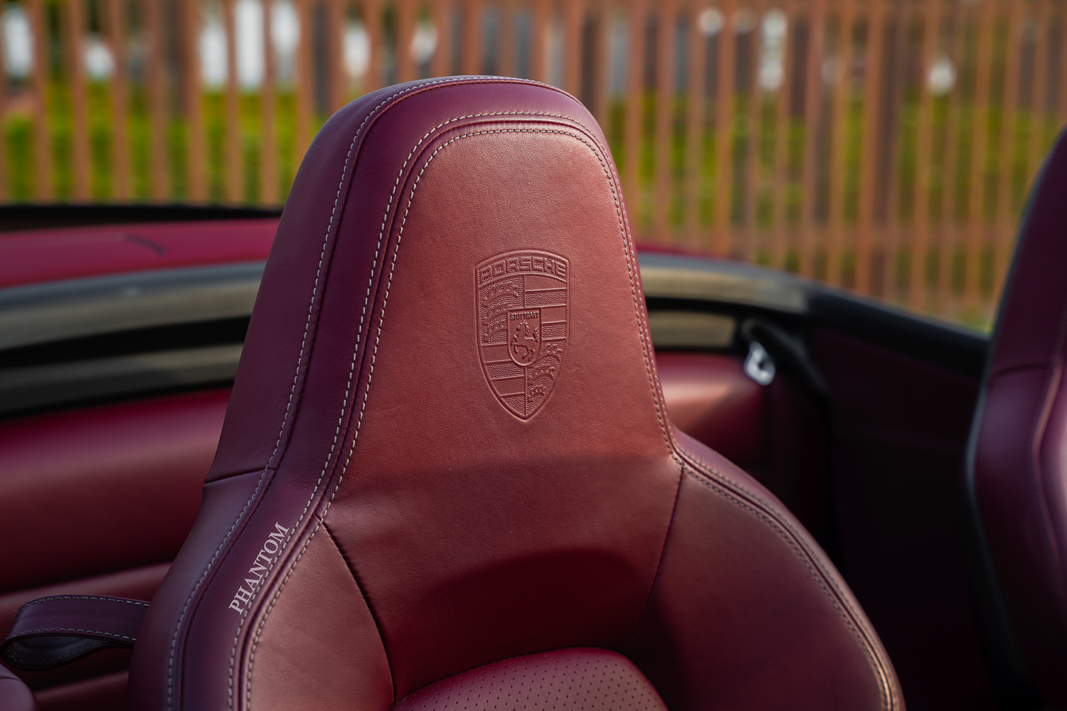 Porsche 911 GTS Cabriolet full