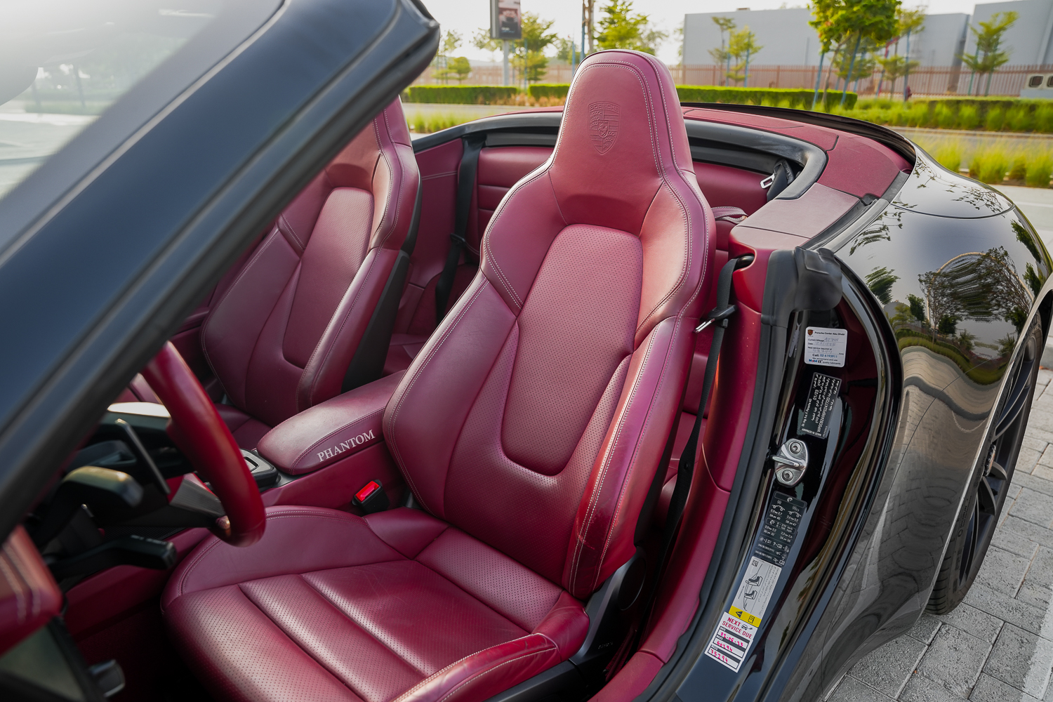 Porsche 911 GTS Cabriolet full