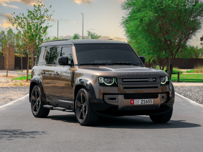 لاند روفر ديفندر 110 HSE V6