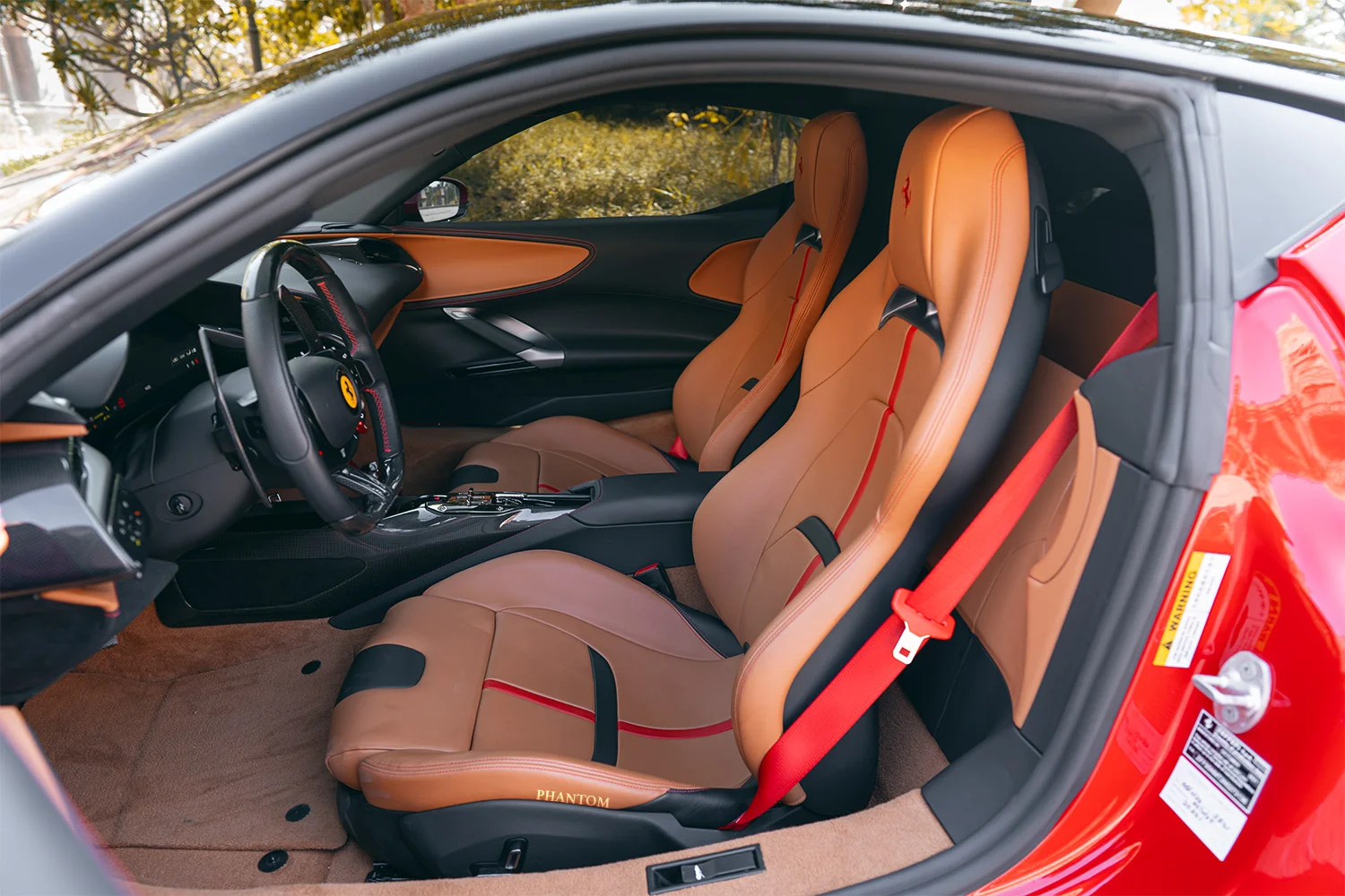 فيراري إس إف٩٠ سترادال ممتلئ