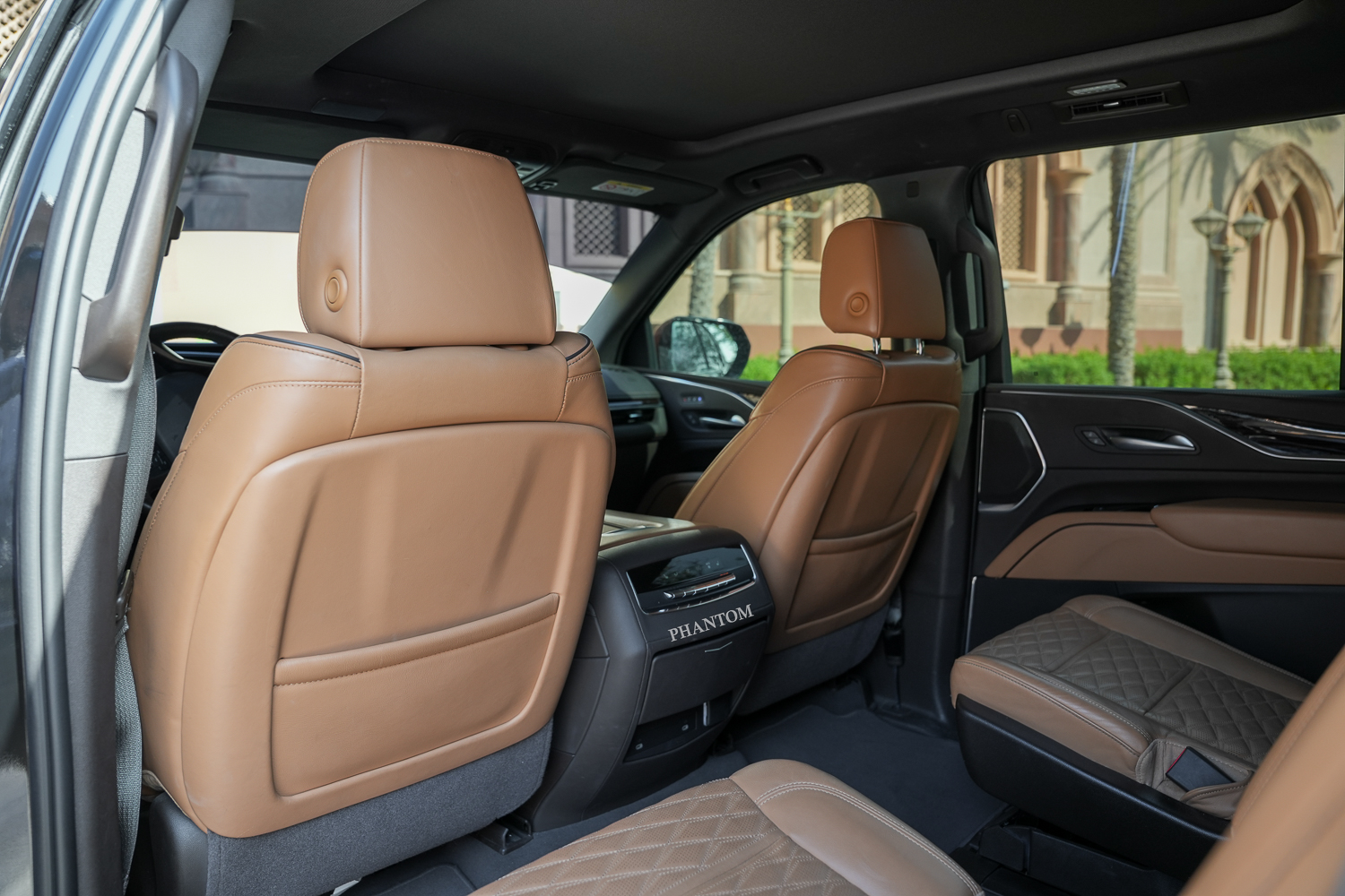 كاديلاك اسكاليد بلاتينوم سبورت ممتلئ