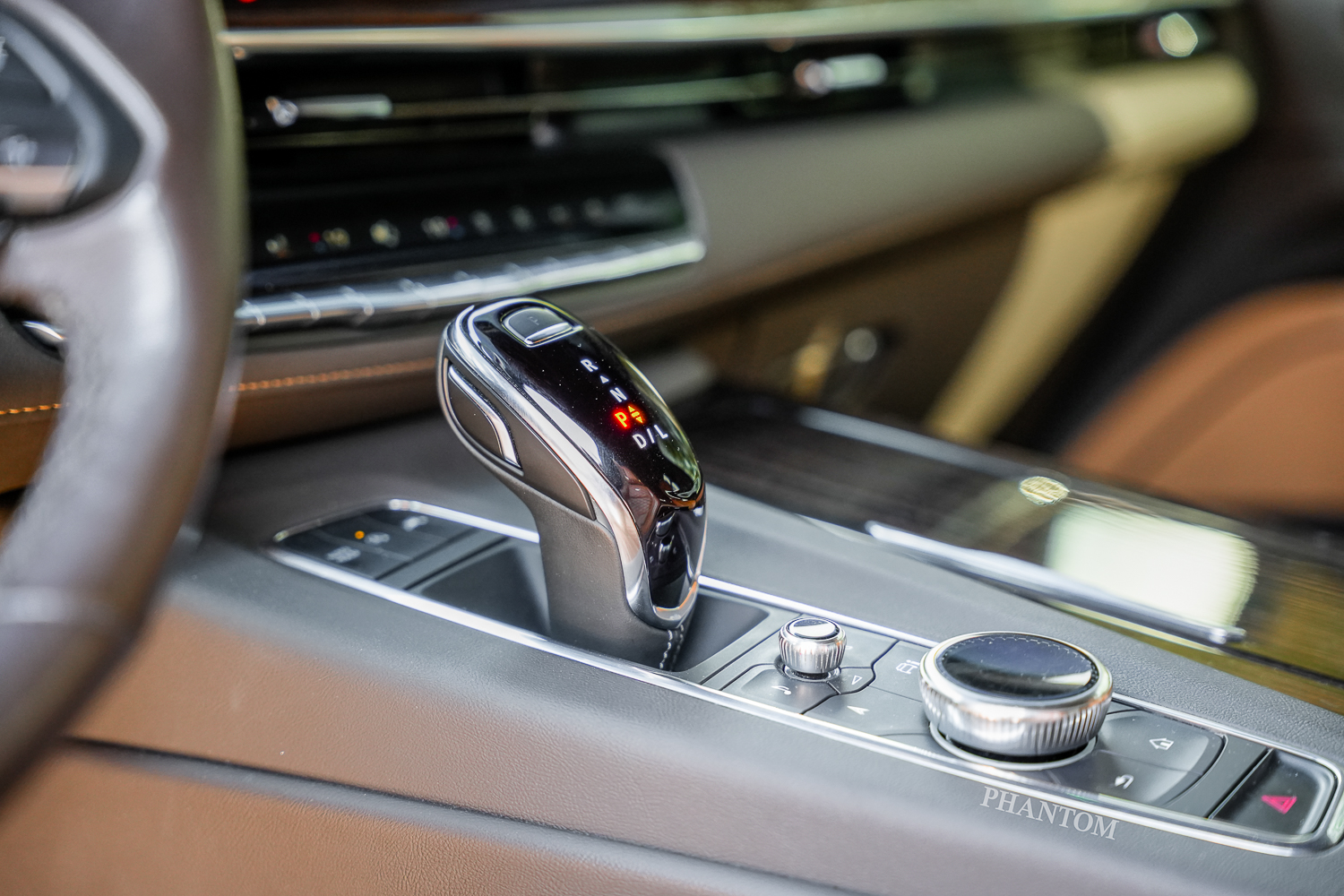 كاديلاك اسكاليد بلاتينوم سبورت ممتلئ