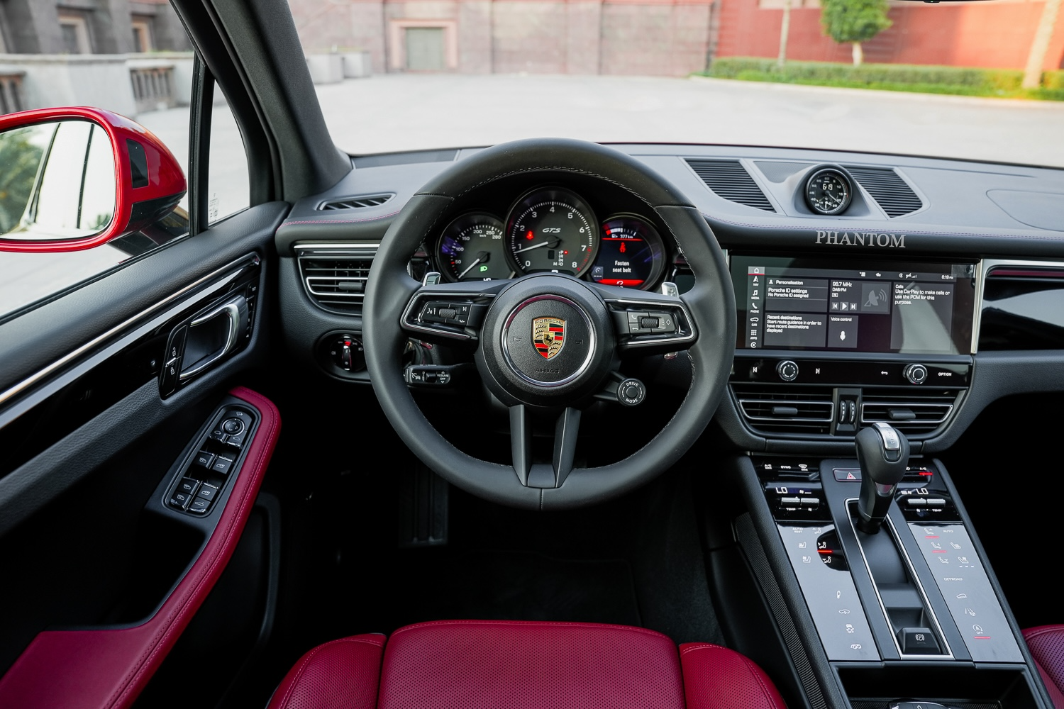 بورشه ماكان جي تي اس ممتلئ