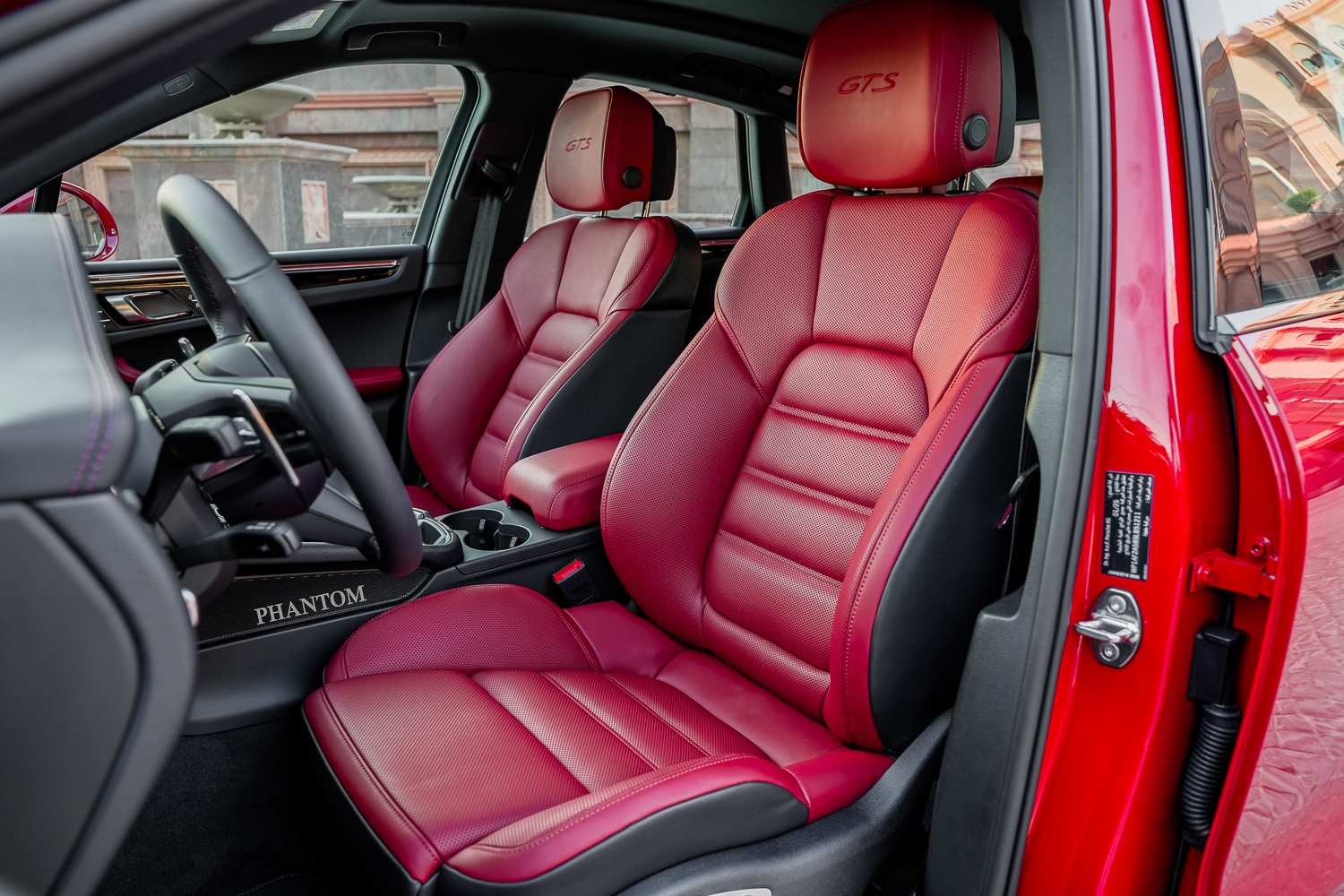 بورشه ماكان جي تي اس ممتلئ