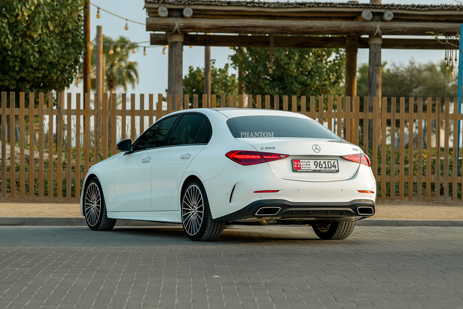 مرسيدس C200 ممتلئ