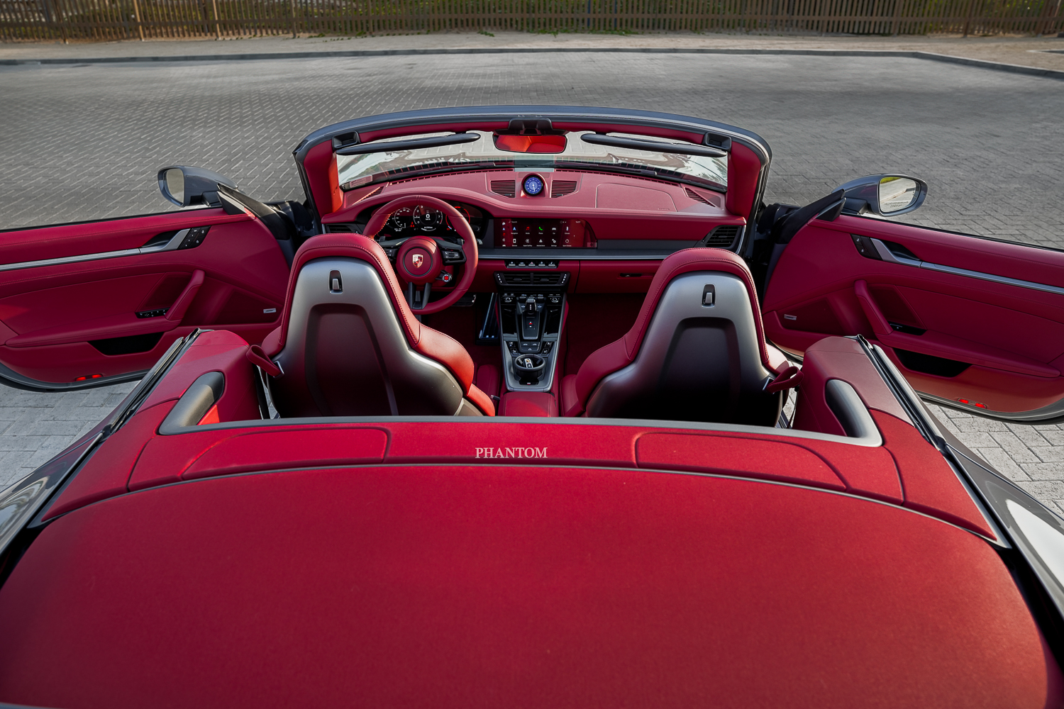 Porsche 911 S Cabriolet full