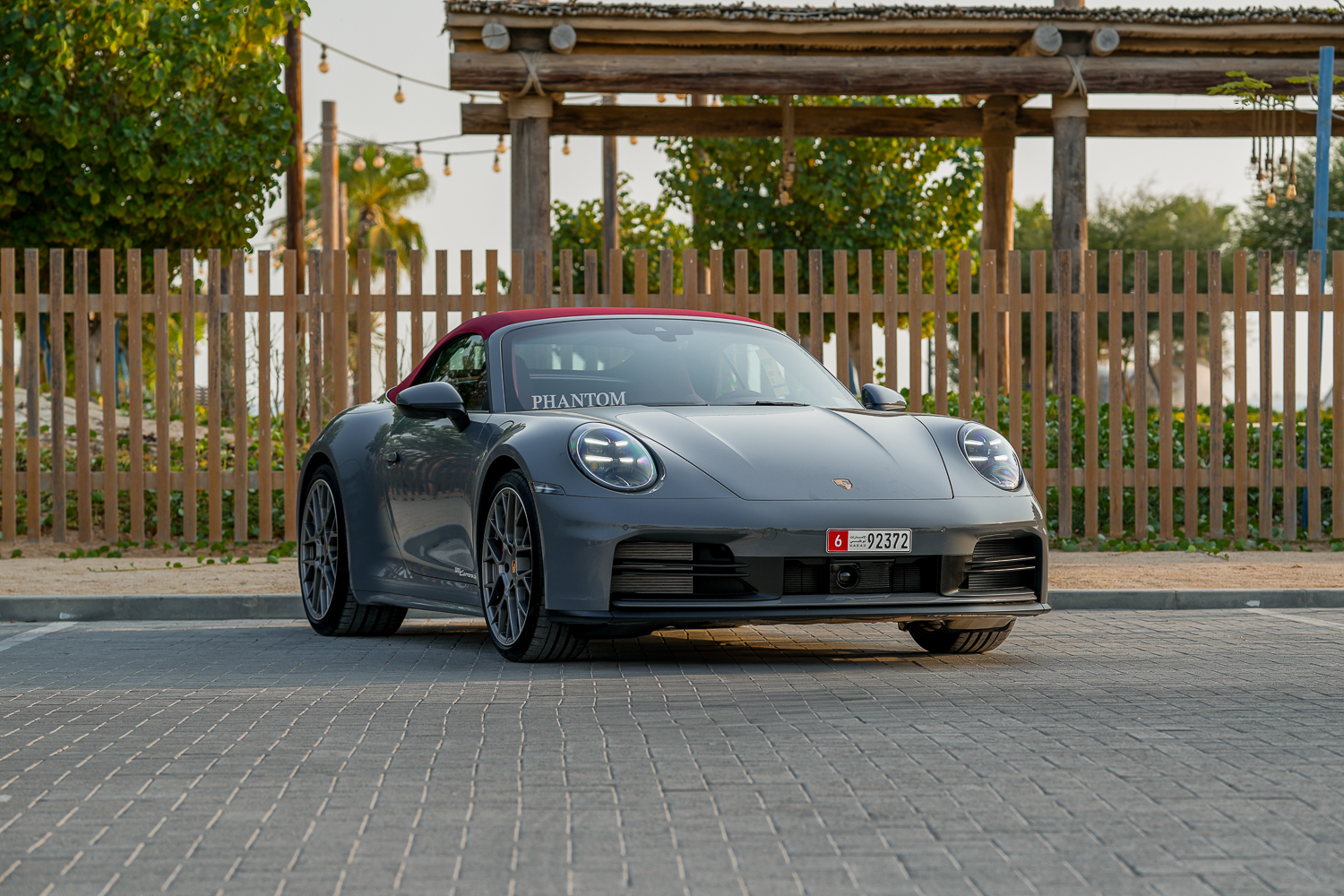 Porsche 911 S Cabriolet full